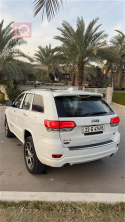 جيب جراند شيروكي